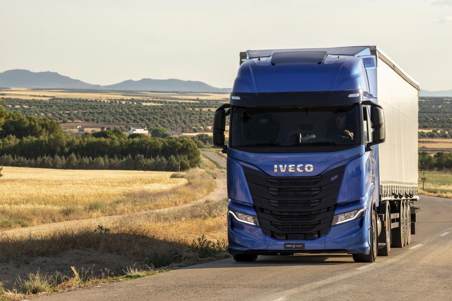  Iveco S-WAY NP S460 4x2 2019 года  (фото 6 из 19)